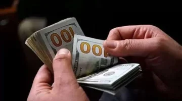 كيف يؤثر استقرار سعر صرف الدولار الأمريكي على أمان التداولات المصرفية؟